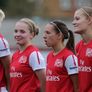 Arsenal Women's Team Dominates Rayo Vallecano 5-1 in UEFA Champions League Round of 16: Kim Little Shines Arsenal Women's Team Dominates Rayo Vallecano 5-1 in UEFA Champions League Round of 16: Kim Little Shines