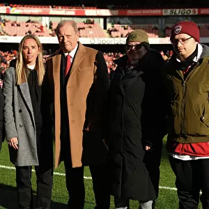 Arsenal Women's Team Honors Jordan Nobbs and Vic Akers with Awards Against Chelsea in FA Women's Super League