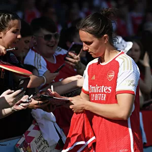 Arsenal Women's Team: Lotte Wubben-Moy Signs Autographs After Arsenal v Aston Villa Match
