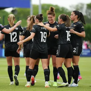 Arsenal Women's Triumph: Caitlin Foord Nets First Goal in FA WSL Victory over Everton Arsenal Women's Triumph: Caitlin Foord Nets First Goal in FA WSL Victory over Everton