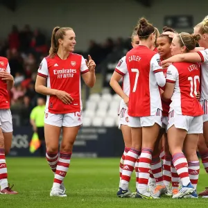 Arsenal Women's Unstoppable Run: Nikita Parris Scores Seventh Goal vs. Aston Villa Arsenal Women's Unstoppable Run: Nikita Parris Scores Seventh Goal vs. Aston Villa