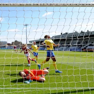 Arsenal Women's Victory: Jordan Nobbs Scores Second Goal Against Brighton in Empty Meadow Park Arsenal Women's Victory: Jordan Nobbs Scores Second Goal Against Brighton in Empty Meadow Park