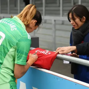 Arsenal Women's Victory: Lydia Williams Signs Autographs at Meadow Park