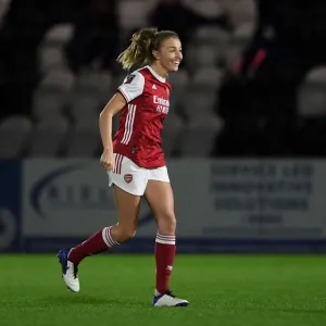 Arsenal Women's Victory in Penalty Shootout Against Tottenham Hotspur in FA Womens Continental League Cup