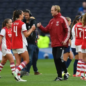 Arsenal Women's Victory at Tottenham Hotspur: Coach Jonas Eidevall Celebrates with Anna Patten Arsenal Women's Victory at Tottenham Hotspur: Coach Jonas Eidevall Celebrates with Anna Patten