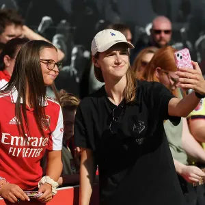 Arsenal Women's Victory: Vivianne Miedema Celebrates with Fans after Arsenal v Aston Villa (2022-23) Arsenal Women's Victory: Vivianne Miedema Celebrates with Fans after Arsenal v Aston Villa (2022-23)