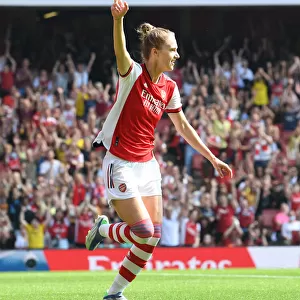 Arsenal Women's Vivianne Miedema Scores Thrilling Goal Against Chelsea Women in FA WSL 2021-22