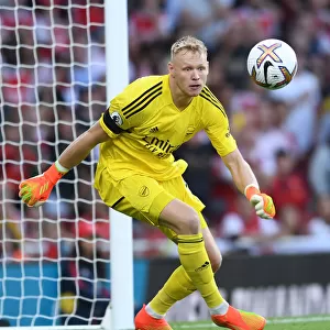 Arsenal's Aaron Ramsdale in Action: Arsenal vs Fulham, 2022-23 Premier League