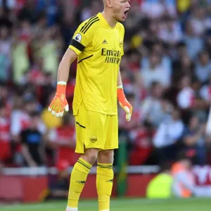 Arsenal's Aaron Ramsdale in Action: Arsenal vs. Fulham, 2022-23 Premier League Arsenal's Aaron Ramsdale in Action: Arsenal vs. Fulham, 2022-23 Premier League