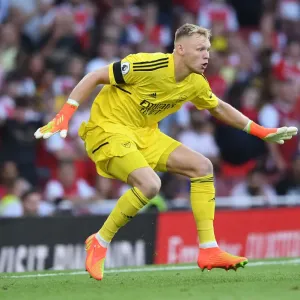 Arsenal's Aaron Ramsdale in Action: Arsenal vs. Fulham, 2022-23 Premier League Arsenal's Aaron Ramsdale in Action: Arsenal vs. Fulham, 2022-23 Premier League
