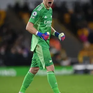 Arsenal's Aaron Ramsdale in Action: Intense Showdown Against Wolverhampton Wanderers in Premier League