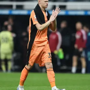 Arsenal's Aaron Ramsdale Reacts After Newcastle United Clash in Premier League Arsenal's Aaron Ramsdale Reacts After Newcastle United Clash in Premier League