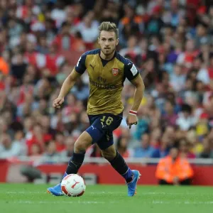 Arsenal's Aaron Ramsey in Action Against Olympique Lyonnais at Emirates Cup 2015