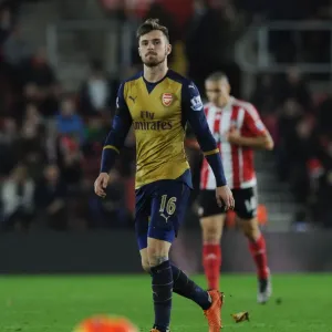 Arsenal's Aaron Ramsey Battles for Possession in Southampton Showdown (2015-16 Premier League)