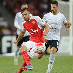 Arsenal's Aaron Ramsey Outsmarts Everton's Kevin Mirallas in Barclays Asia Trophy Clash
