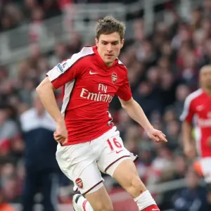 Arsenal's Aaron Ramsey Scores in 2:0 Victory over Sunderland in Barclays Premier League