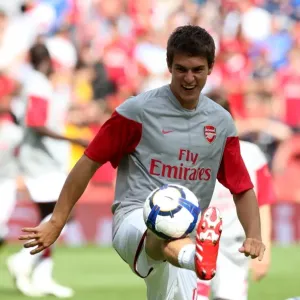 Arsenal's Aaron Ramsey Scores in 3-0 Emirates Cup Victory
