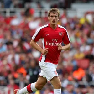 Arsenal's Aaron Ramsey Scores in 3-0 Emirates Cup Victory over Rangers