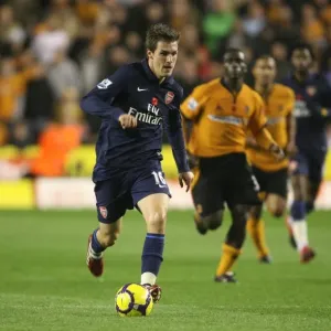 Arsenal's Aaron Ramsey Shines: 4-1 Crush of Wolves in Premier League (2009)