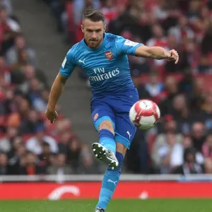 Arsenal's Aaron Ramsey Shines in Emirates Cup Clash Against SL Benfica Arsenal's Aaron Ramsey Shines in Emirates Cup Clash Against SL Benfica