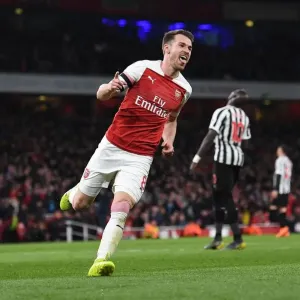 Aaron Ramsey Print - Arsenal v Newcastle United 2018-19