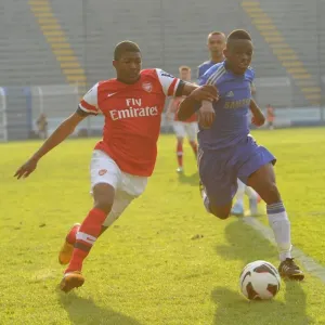 Arsenal's Ainsley Maitland-Niles Clashes with Chelsea's Kevin Wright in NextGen Series Semi-Final