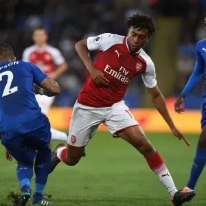 Arsenal's Alex Iwobi Faces Off Against Leicester's Danny Simpson in Premier League Clash Arsenal's Alex Iwobi Faces Off Against Leicester's Danny Simpson in Premier League Clash