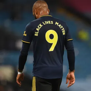 Arsenal's Alex Lacazette Faces Manchester City in Premier League Showdown Arsenal's Alex Lacazette Faces Manchester City in Premier League Showdown