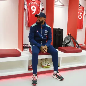 Arsenal's Alex Lacazette Prepares for Manchester City Showdown - Premier League 2021-22 Arsenal's Alex Lacazette Prepares for Manchester City Showdown - Premier League 2021-22
