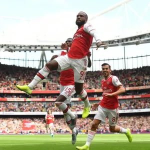 Arsenal's Alex Lacazette Scores Thriller in Arsenal v Burnley Premier League Clash (2019-20) Arsenal's Alex Lacazette Scores Thriller in Arsenal v Burnley Premier League Clash (2019-20)