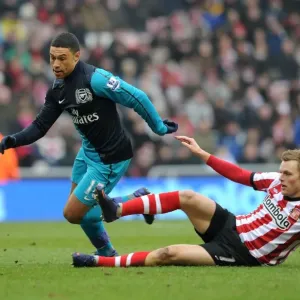 Arsenal's Alex Oxlade-Chamberlain Scores Past Sunderland's Seb Larsson: 1-2 Gunners in Premier League Arsenal's Alex Oxlade-Chamberlain Scores Past Sunderland's Seb Larsson: 1-2 Gunners in Premier League