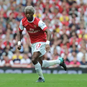 Arsenal's Alex Song Scores in 4-1 Victory over Blackburn Rovers, Emirates Stadium, 2010