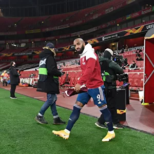 Arsenal's Alexandre Lacazette Leads Team Out Against Rapid Wien in Europa League