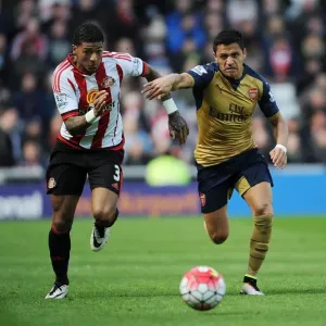 Arsenal's Alexis Sanchez vs. Sunderland's Deandre Yedlin: A Premier League Showdown
