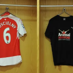 Arsenal's Arsenal for Everyone Unity T-Shirts (Arsenal vs. Everton, 2015/16) Arsenal's Arsenal for Everyone Unity T-Shirts (Arsenal vs. Everton, 2015/16)