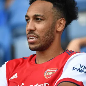 Arsenal's Aubameyang in Action: Arsenal vs Rangers Pre-Season Clash, Glasgow 2021
