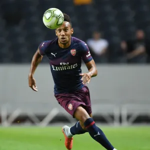 Arsenal's Aubameyang in Action Against SS Lazio (2018): Pre-Season Thriller in Stockholm Arsenal's Aubameyang in Action Against SS Lazio (2018): Pre-Season Thriller in Stockholm