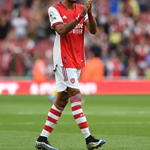 Arsenal's Aubameyang Celebrates with Fans after Arsenal v Norwich City Victory (2021-22)