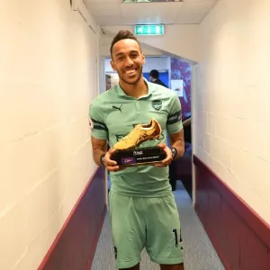 Arsenal's Aubameyang Claims 2018-19 Premier League Golden Boot at Burnley