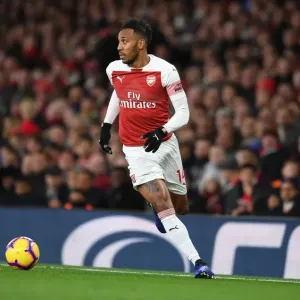 Arsenal's Aubameyang Faces Off Against Liverpool in Premier League Showdown Arsenal's Aubameyang Faces Off Against Liverpool in Premier League Showdown