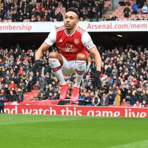 Arsenal's Aubameyang Gears Up for Arsenal v West Ham Premier League Clash