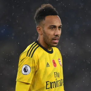 Arsenal's Aubameyang Goes Head-to-Head with Leicester City in Premier League Showdown