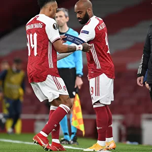 Arsenal's Aubameyang and Lacazette Pass the Captaincy in Empty Europa League Semi-Final