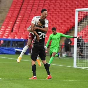 Arsenal's Aubameyang and Martinez Celebrate FA Community Shield Victory