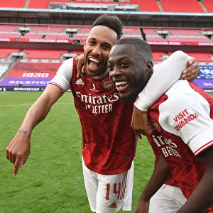 Arsenal's Aubameyang and Pepe Celebrate FA Cup Victory Over Chelsea in Empty Wembley