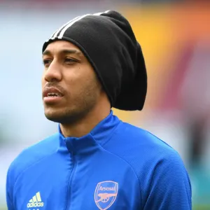 Arsenal's Aubameyang Prepares for Aston Villa Clash in Empty Villa Park (Aston Villa vs Arsenal, 2021-22 Premier League)