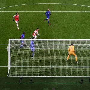 Arsenal's Aubameyang Scores Decisive Goal Against Olympiacos in Europa League