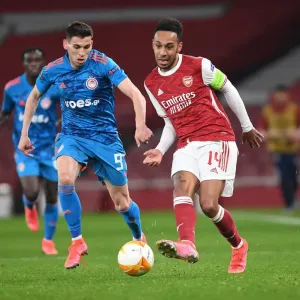 Arsenal's Aubameyang Scores in Empty Emirates Against Olympiacos - UEFA Europa League Round of 16 Arsenal's Aubameyang Scores in Empty Emirates Against Olympiacos - UEFA Europa League Round of 16