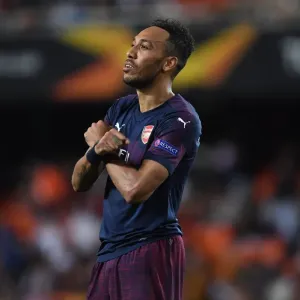 Arsenal's Aubameyang Scores Fourth Goal in Europa League Semi-Final against Valencia Arsenal's Aubameyang Scores Fourth Goal in Europa League Semi-Final against Valencia