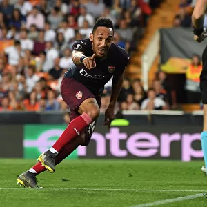 Arsenal's Aubameyang Scores Hat-Trick, Secures Europa League Final Spot vs Valencia